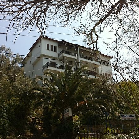 Hotel Blue Bay à Milína Extérieur photo